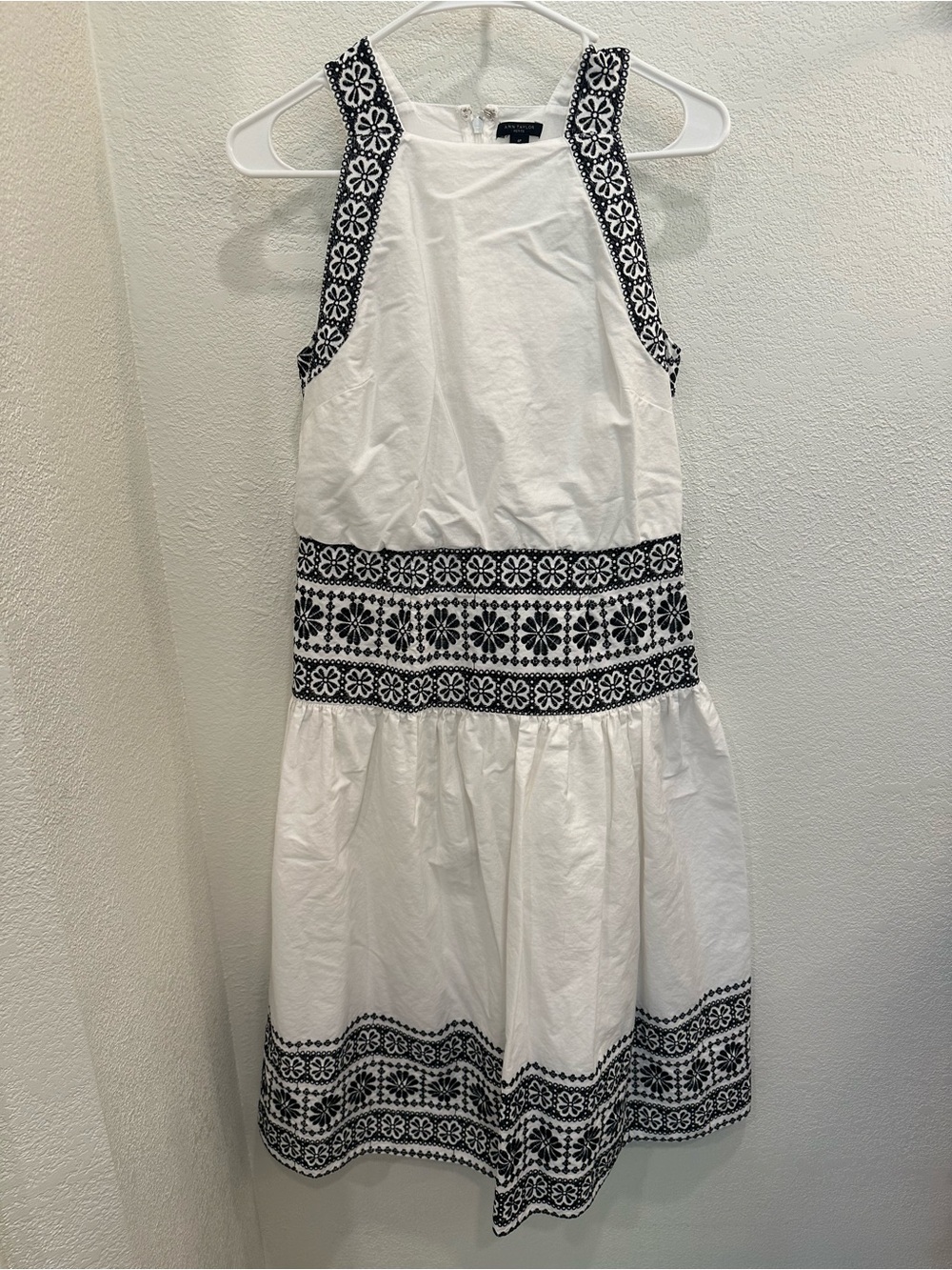 Ann Taylor White Petite Sleeveless Dress with Black Label Detail